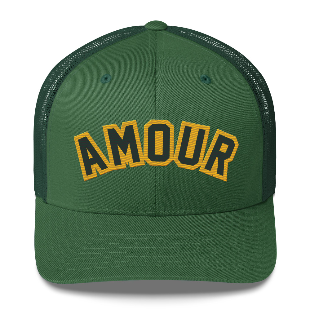 AMOUR Outline Trucker Cap